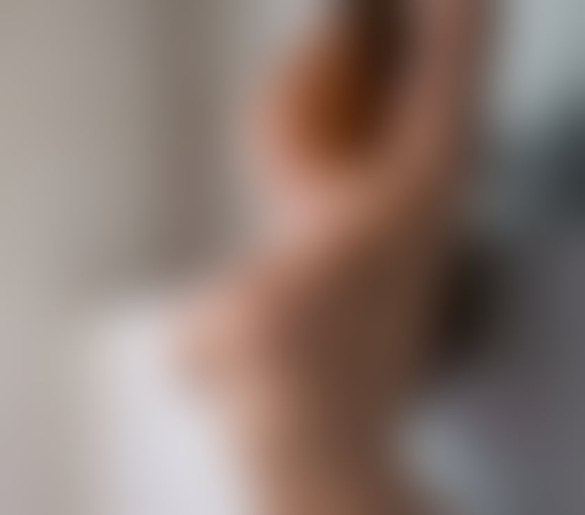 Escorts Kent Ashford - Photos for Mariana new in town party girl