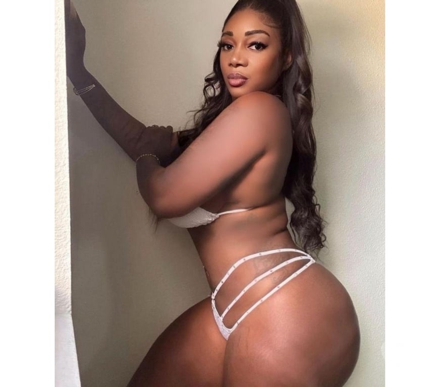 Escorts Staffordshire Stoke-on-Trent - Photos for 🍑COLOMBIAN NEW IN TOWN ☎️PARTY GIRL