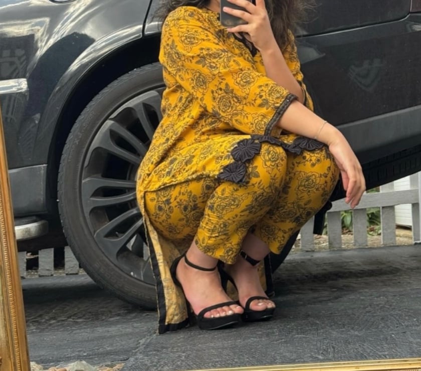 Escorts South Yorkshire Sheffield - Photos for British Punjabi Girl 🇮🇳🇮🇳