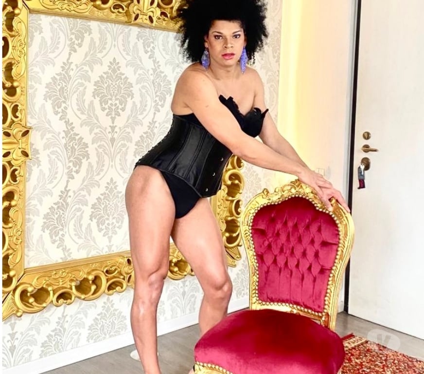 Trans Escorts North West London Harrow - Photos for adriana CD brazilian...beautiful