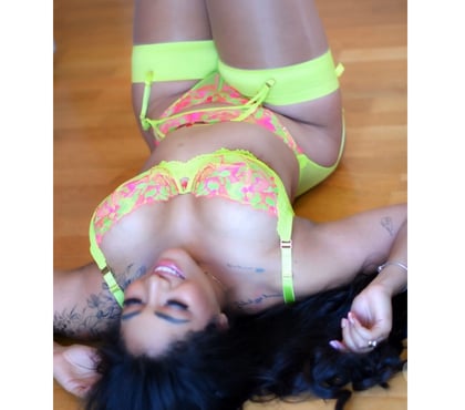 Photos for 🍒TIFFANY BRUNETTE PARTYGIRL 24H