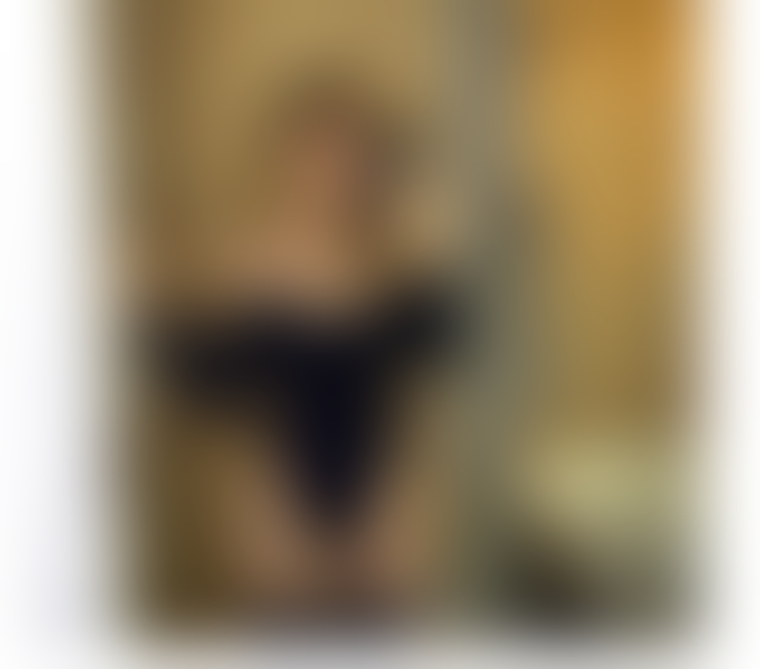  Escorts & Erotic Massage Three Bridges Crawley - Photos for SEXY 🍑🍑 big Booty HOT GIRL NEW Nicole 🍾🍾