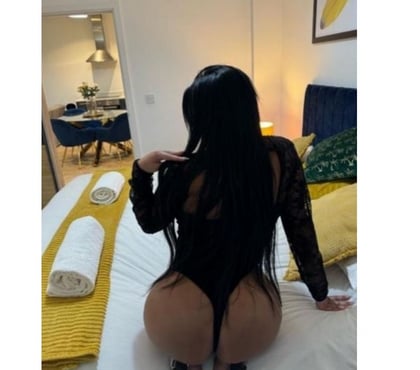 Escort Shoreditch North London - Photos for 🥰TRY THE BEST! OUR PETITE SWEET. NEW IN TOWN😋
