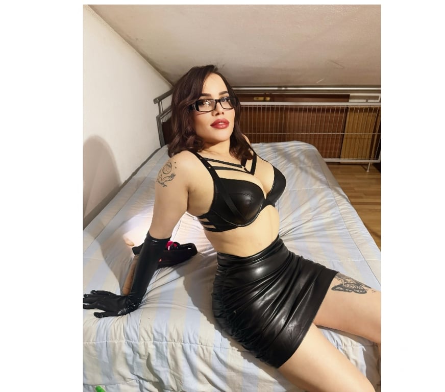 Escorts Bedfordshire Luton - Photos for 🔝First time in 🔥Luton central, full 24 7☎️