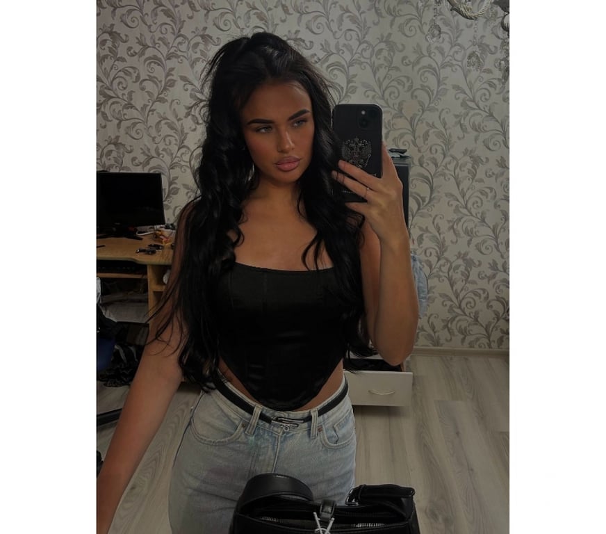 Escorts Central London Oxford Street - Central London - Photos for Talia — Sweet Energy, Confident Vibes 💖✨