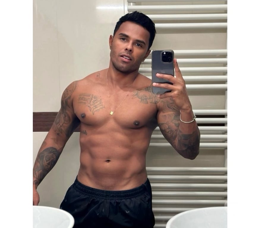  Gay massage Gloucestershire Cheltenham - Photos for Leonardo brazialin full service