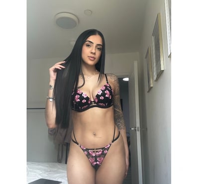  Escorts Cardiff City Centre Cardiff - Photos for Maitê BIG ASS ✨🇧🇷