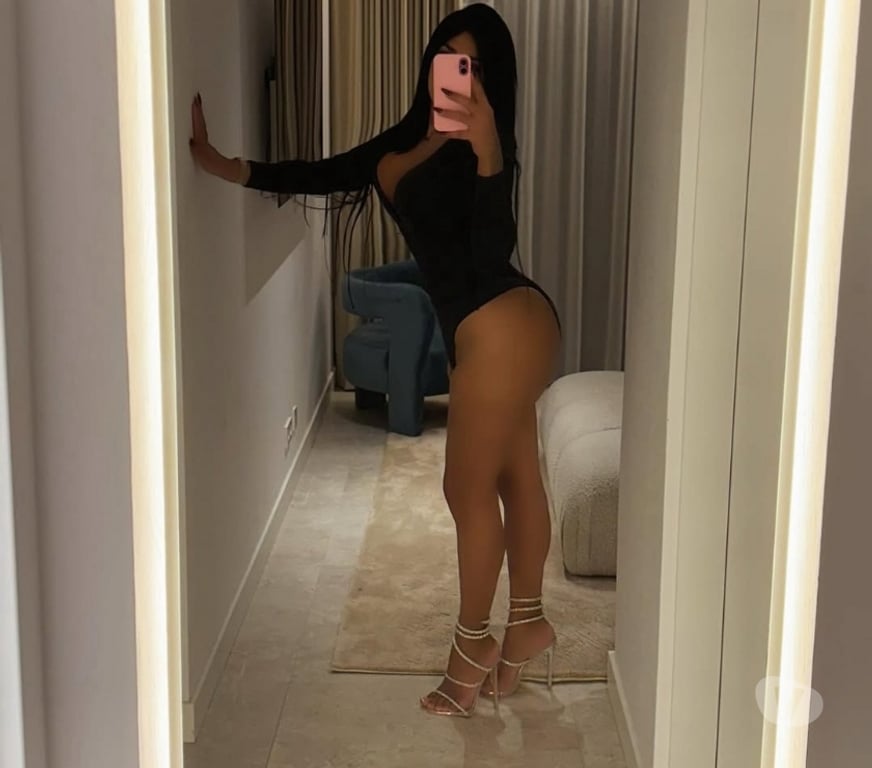 Escorts Hampshire Southampton - Photos for JULLY PARTY GILR 🎉🫦FULL SERVICES👅🍑