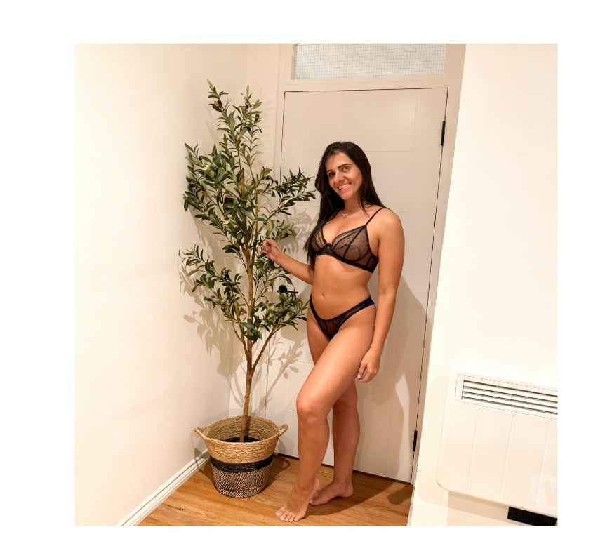 Escorts Buckinghamshire Aylesbury - Buckinghamshire - Photos for Hot 🔥 girl 🇧🇷 in town 🎉 party