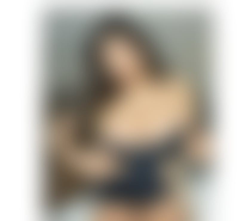 Stunning Brunette LOVER BIG BOOBS❤️