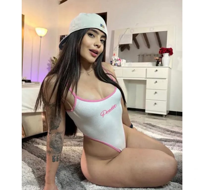 Escorts West Sussex Chichester - Photos for STUNNING BRUNETTE 🦋✨🔥