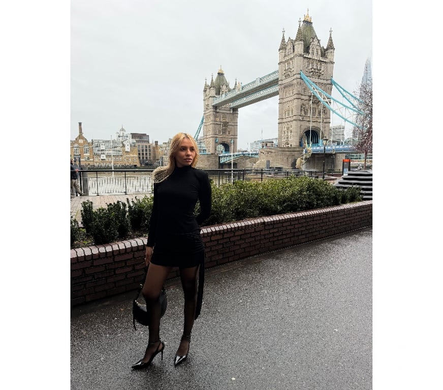 Escorts Bedfordshire Luton - Photos for Laura Brazilian Sexy 🍾🍒🥂