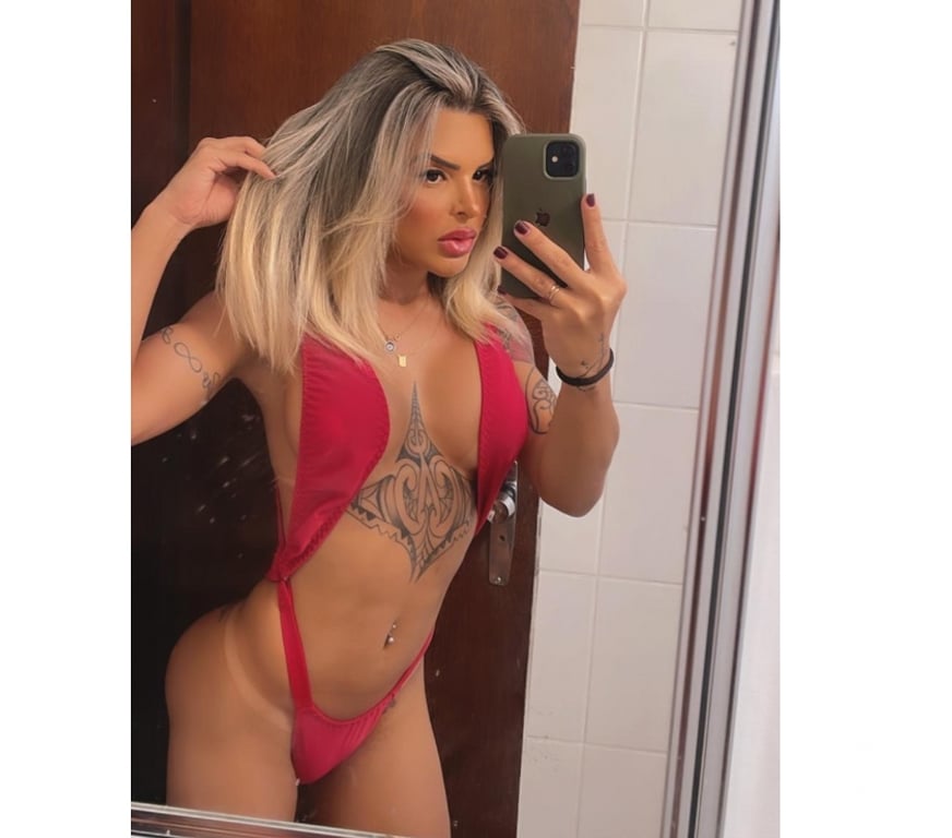 Trans Escorts Hampshire Southampton - Photos for CHLOE Fernandes.