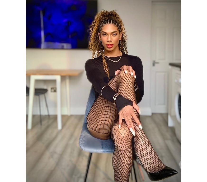 Trans Escorts Cardiff Cardiff City Centre - Cardiff - Photos for Charlotte BBC for U