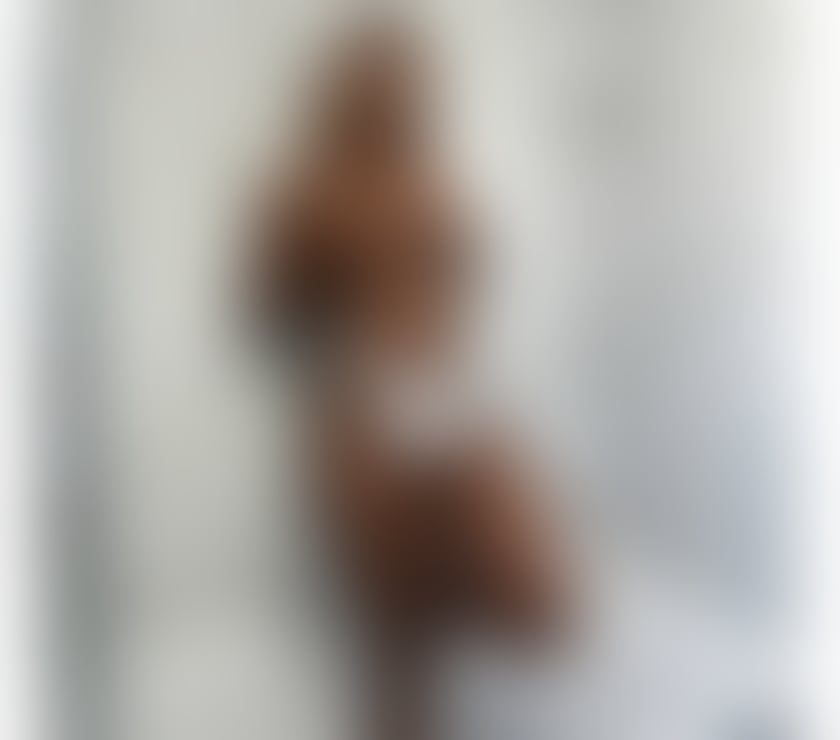 Escorts Aberdeen Aberdeen City Centre - Aberdeen - Photos for Lisa new party girl best service in the area... no rush