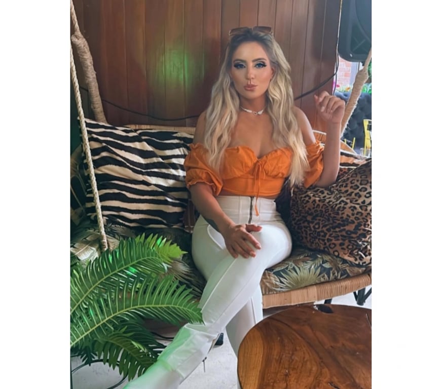 Escorts South West London Colliers Wood Station - South West London - Photos for Bruna hot Party Girl 💕❤️‍🔥📲