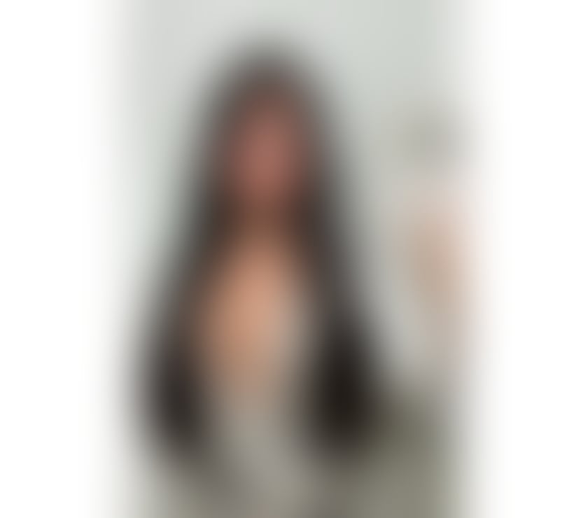 Jully 🇧🇷 Brazilian | 18 years old | New in town