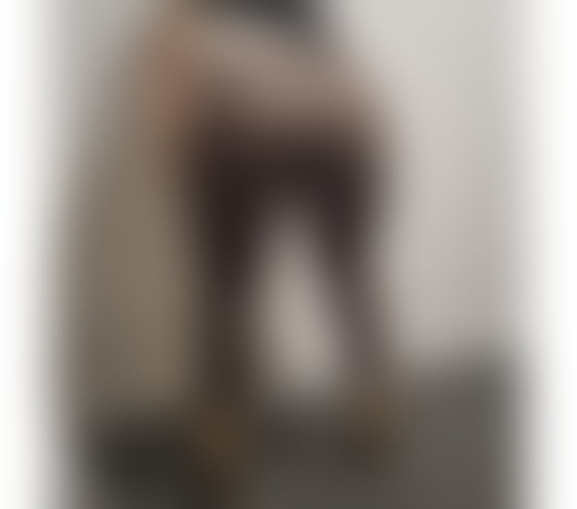 new to your area my name is rosse I party and travel