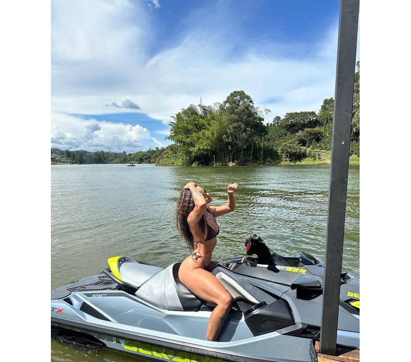 Escorts Nottinghamshire Nottingham - Photos for Maitê Salvatore ✨