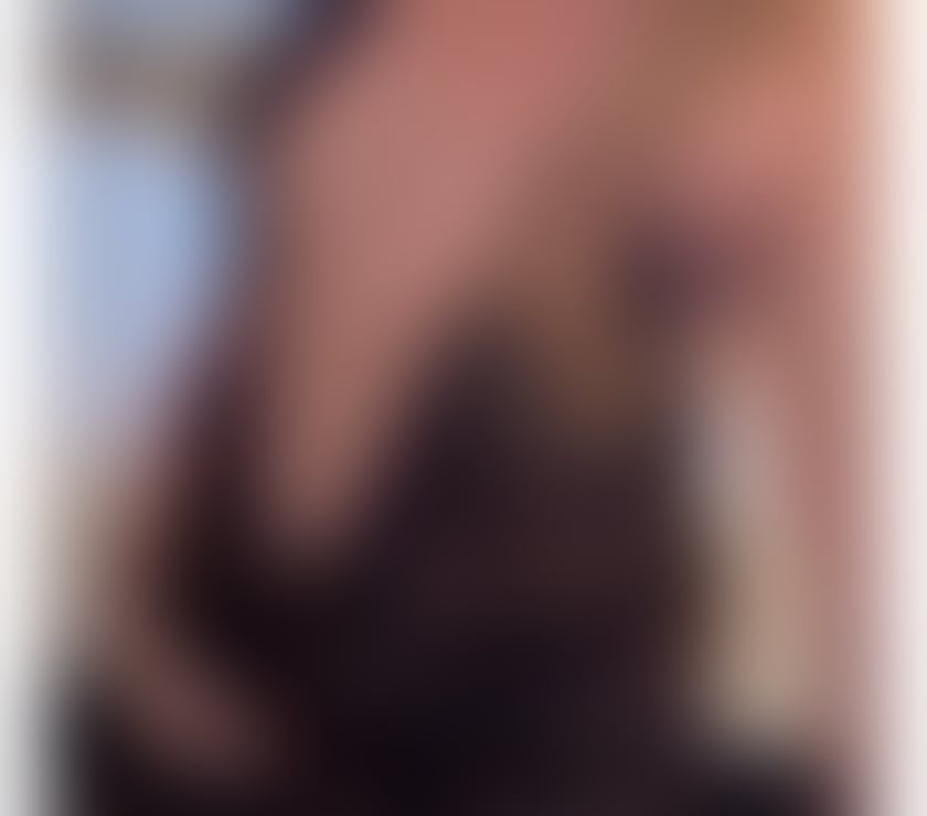 Escorts North London Edmonton - North London - Photos for Bruna 🔥 sexy blond milf 🇧🇷 first time in Edmonton