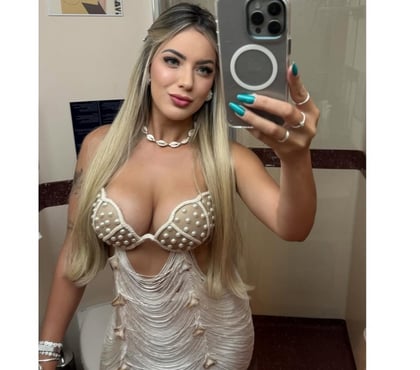 Photos for Bia brazilian party girl ❤️❤️❤️