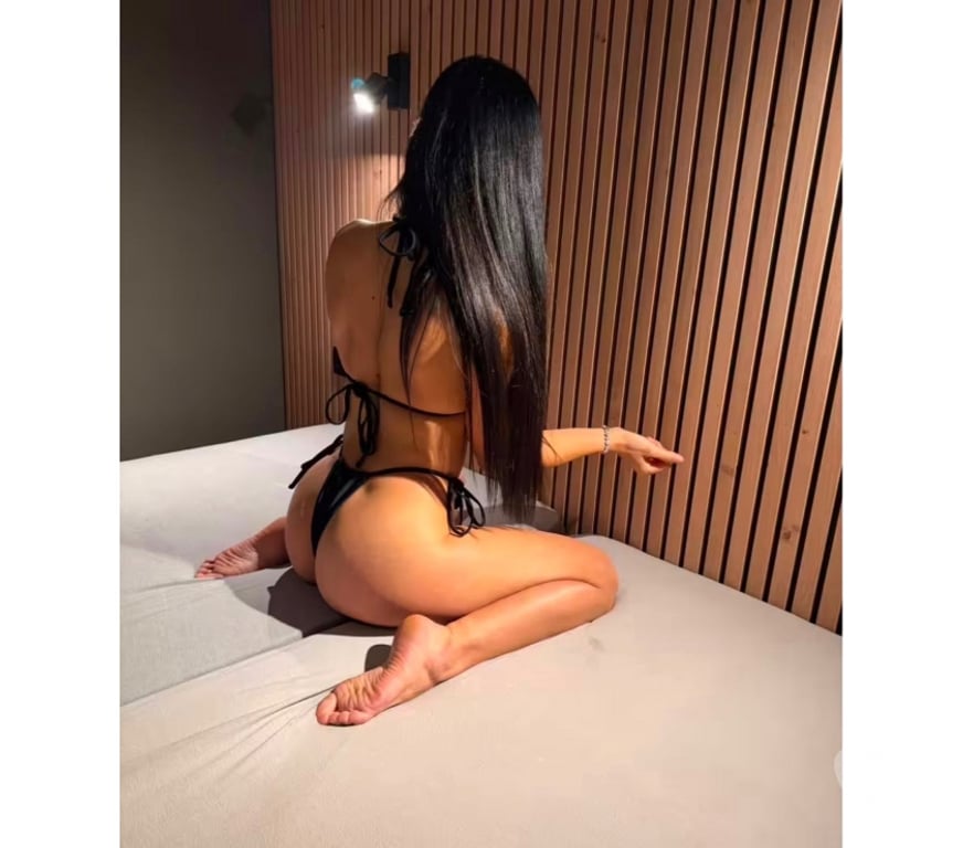 Escorts Bridgend - Wales Bridgend Town Centre - Bridgend - Photos for Sara party girls no rush only outcall🍾😘🔥