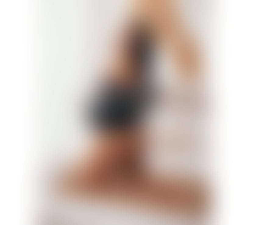 Escorts Surbiton Kingston upon Thames - Photos for 😋HOT BRUNETTE 😋