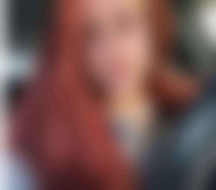 Adult Entertainment Gloucestershire South Gloucestershire - Photos for Not Your Average Woman Next Door