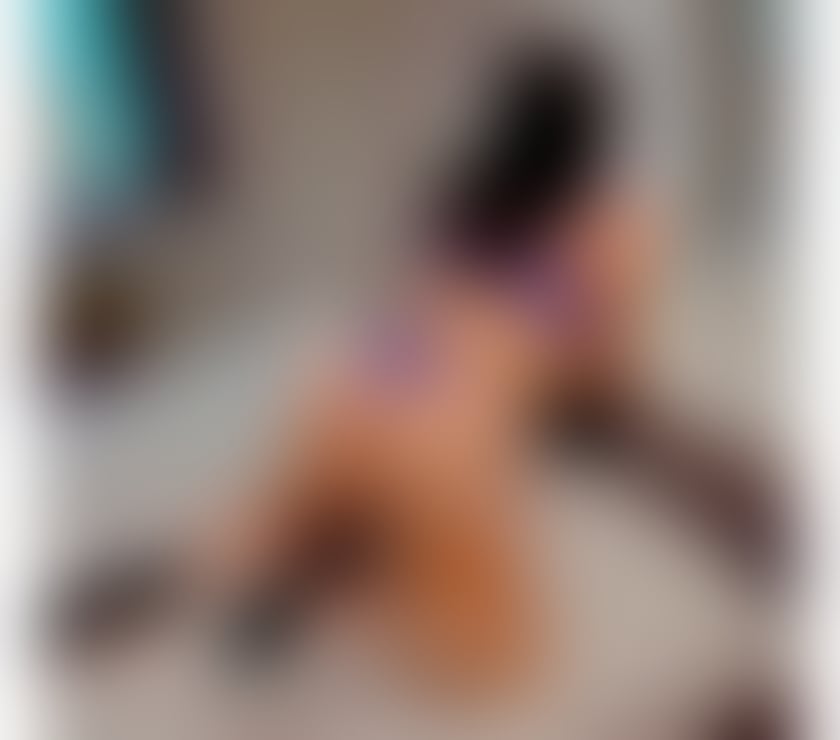  Escorts & Erotic Massage Woking Town Centre Woking - Photos for Brunette Beauty 🇧🇷 🎉 New in Woking