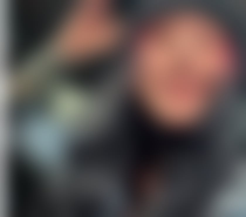 Escorts Lancashire Burnley - Photos for Escort service - heavily tattooed and pierced gothic escort