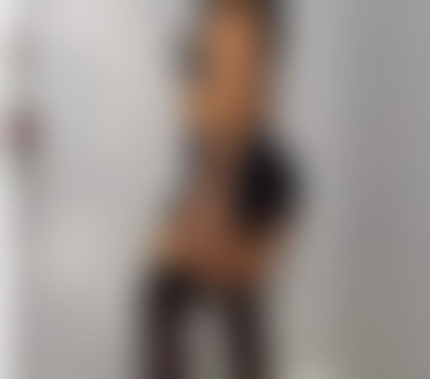  Escorts & Erotic Massage Edinburgh Old Town Edinburgh - Photos for ❤️NEW PARTY GIRL BEST BRUNETTE✅