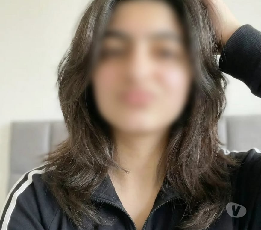 Escorts West Midlands Birmingham - Photos for Esccorts Super impressive indian curvy one