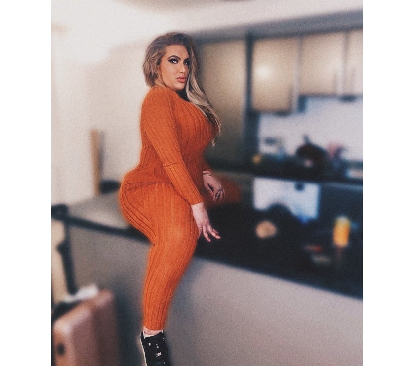 Escorts East London Chingford - East London - Photos for FAT ASS TRANS AMELIA FAT ASS BOUNCE ON UR 🍆🍑