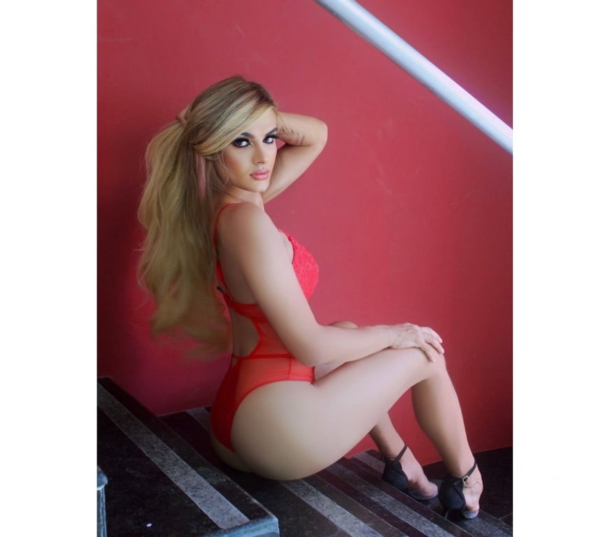 Trans Escorts Cardiff Cardiff City Centre - Cardiff - Photos for Ts Larissa Hung