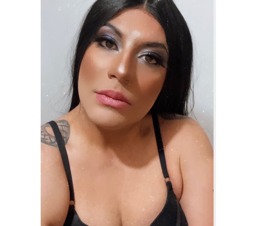 Trans Escorts Newport - Wales Newport City Centre - Newport - Photos for Beautiful TGiRl gifted with big tool. 🍆🍑