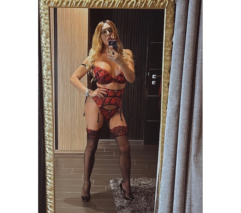 Trans Escorts Slough Slough Town Centre - Slough - Photos for JACKIE KAMILL,A STUNNING OLIVE-SKINNED SHEMALE