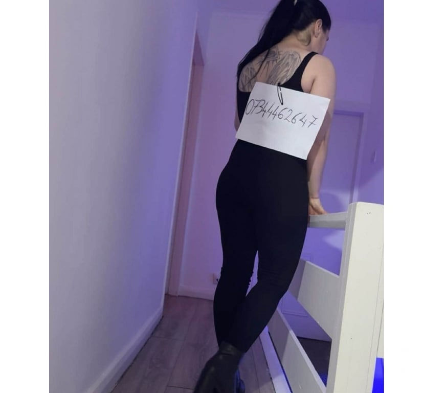 Escorts West Midlands Dudley - Photos for Real 💯 confirm on WhatsApp with tatto 😘