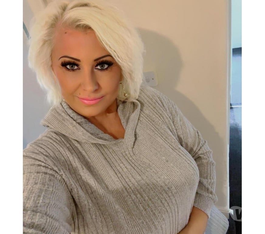 Escorts East London Goodmayes - East London - Photos for Amanda Horny Milf big natural boob's gfe massage relax