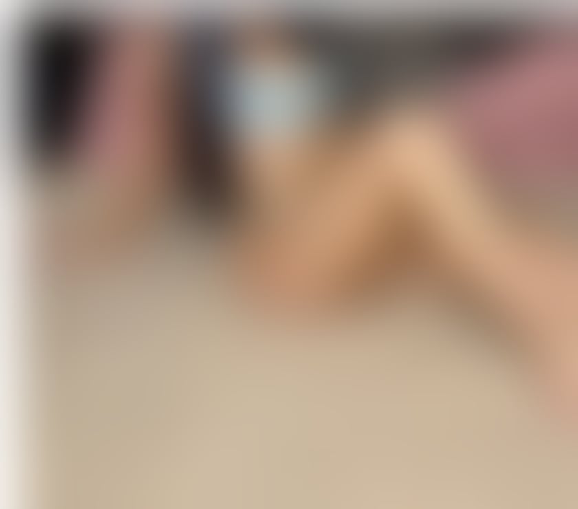 NAUGHTY BRUNETTE😈 PARTY GIRL🎉