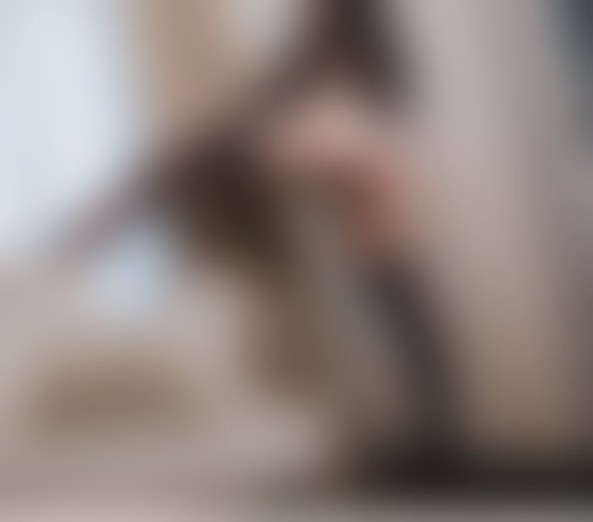 NAUGHTY BRUNETTE🔥 PARTY GIRL🎉