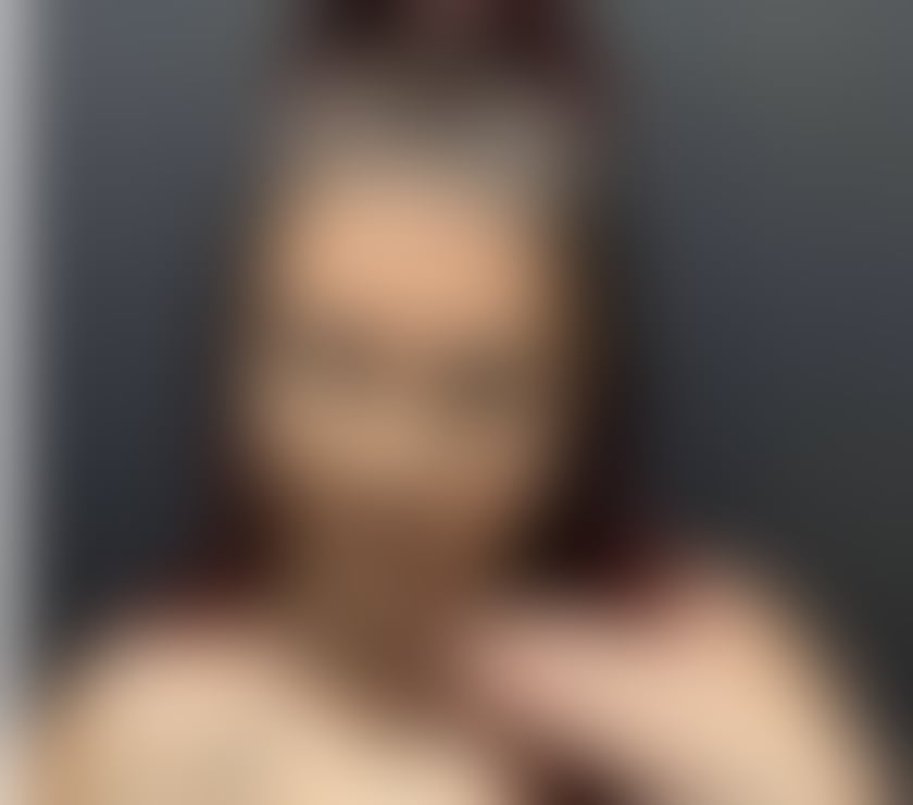 Photos for Alexia now in city full service