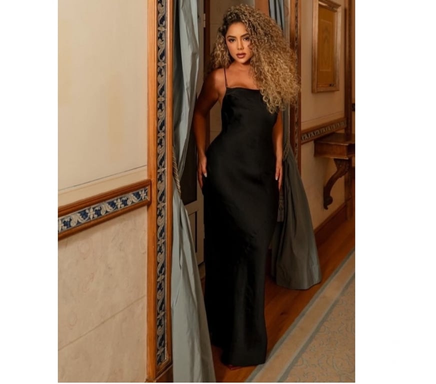 Escorts Surrey Runnymede - Photos for Tantric massage , Dip tissue with Laura