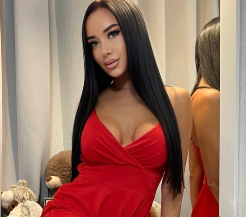 🅷🅾🆃 🅱🅾🅳🆈 BIG BOOBS❌