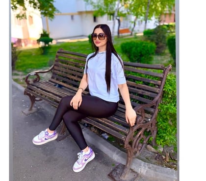 Escort Barnet Gate North West London - Photos for New in Town – Friendly and Discreet, Available for Visits