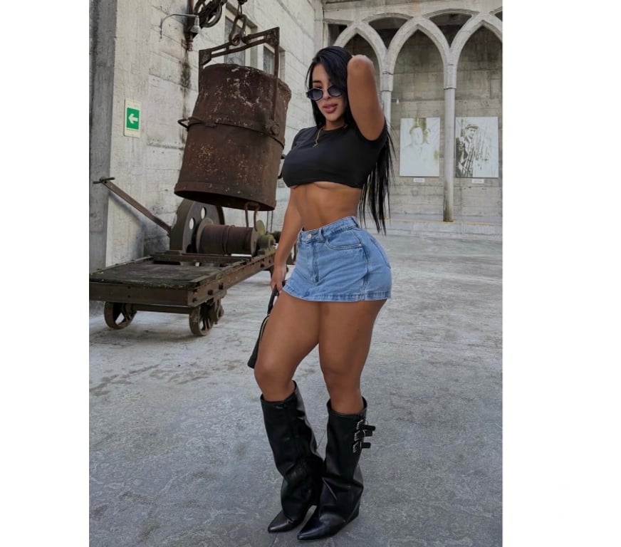 Escorts West London Hounslow - Photos for 🇧🇷🔥HOT&SWEET BRUNA💯BIG ASS🎉PARTY🥂REAL PICS