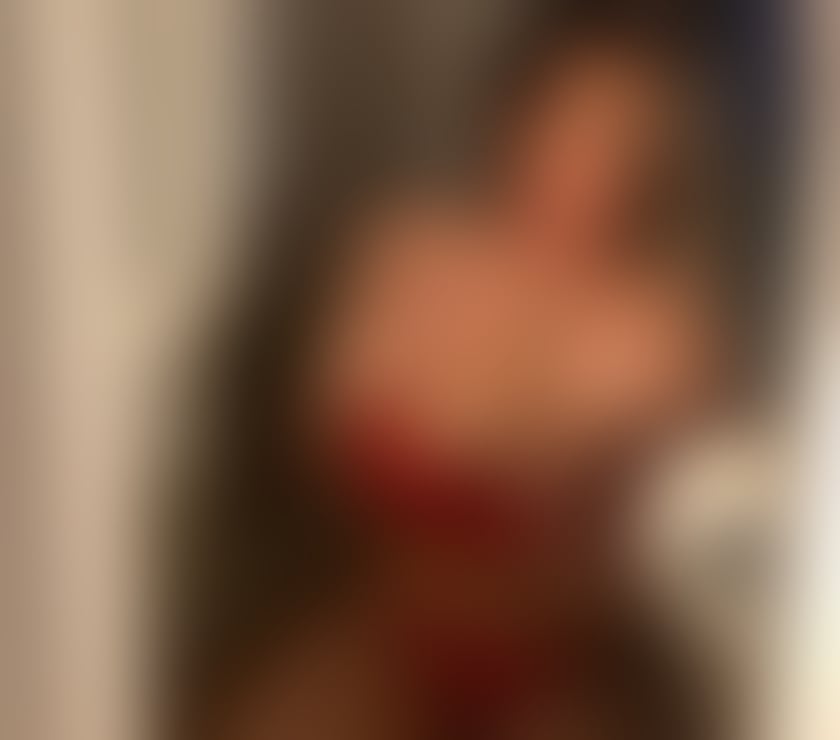 Escorts West Yorkshire Wakefield - Photos for Giulia new in town! Best service ever! Duo available!