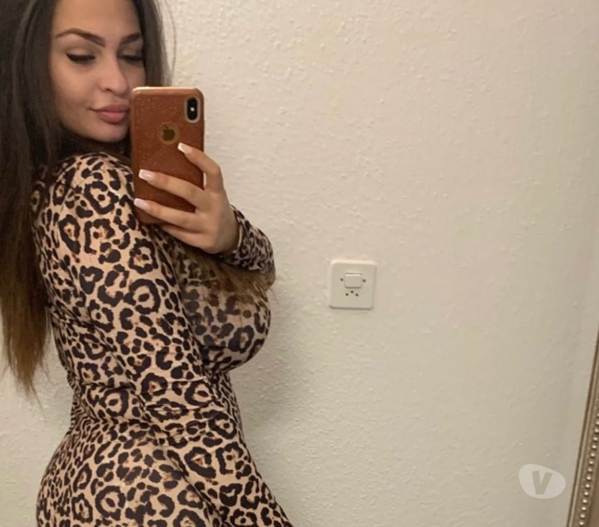 Escorts West Yorkshire Wakefield - Photos for Giulia new in town! Best service ever! Duo available!