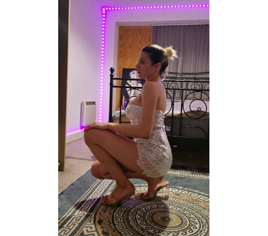 Escorts West Midlands Birmingham - Photos for Salma Arab Model.21 CLASSY MODEL GFE WHATSAPP ME 07348207570