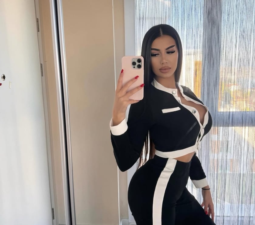 Photos for Outcall All the time❤️Party❤️Real Pics