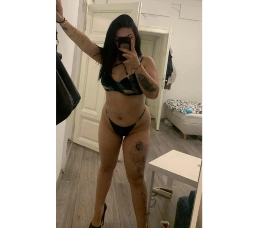 Trans Escorts West Midlands Birmingham - Photos for 🎀I'm new in the town TOP&BOTTOM 🍌